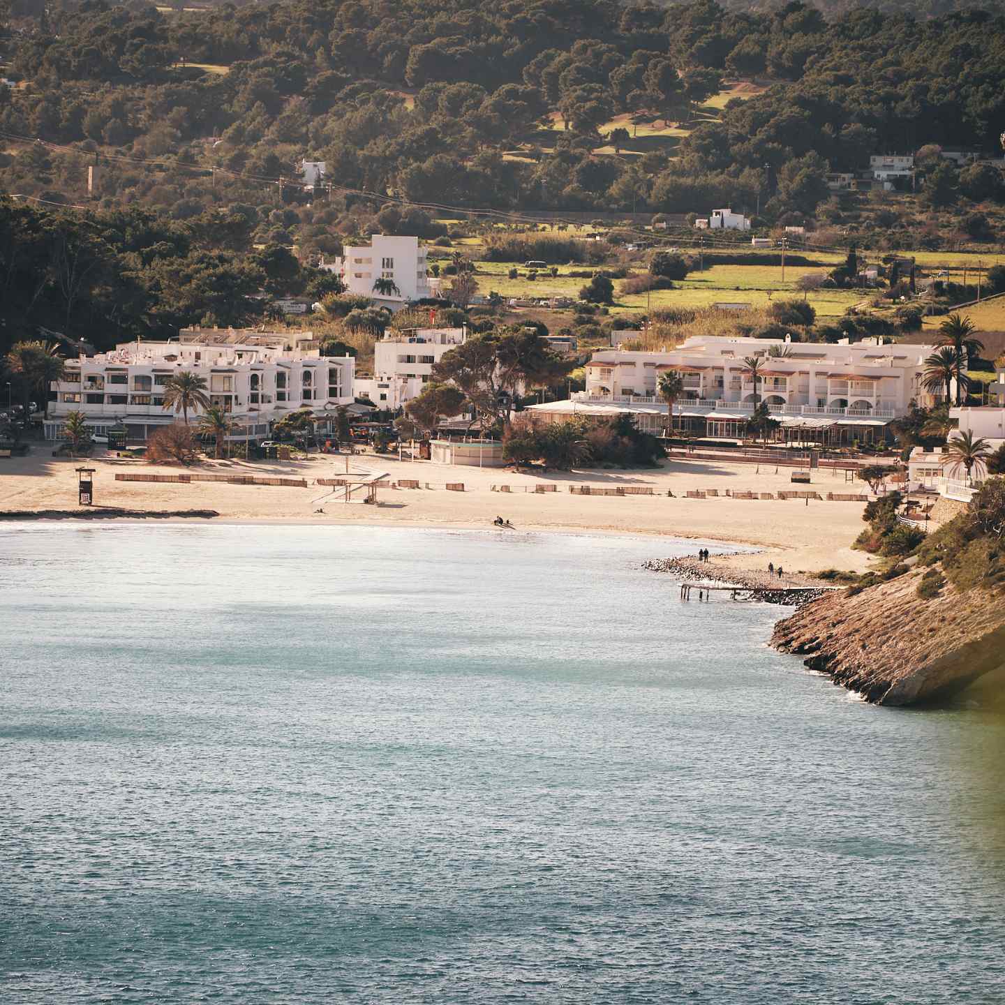 Vue de Cala Llonga, la plage où est situé l'hôtel